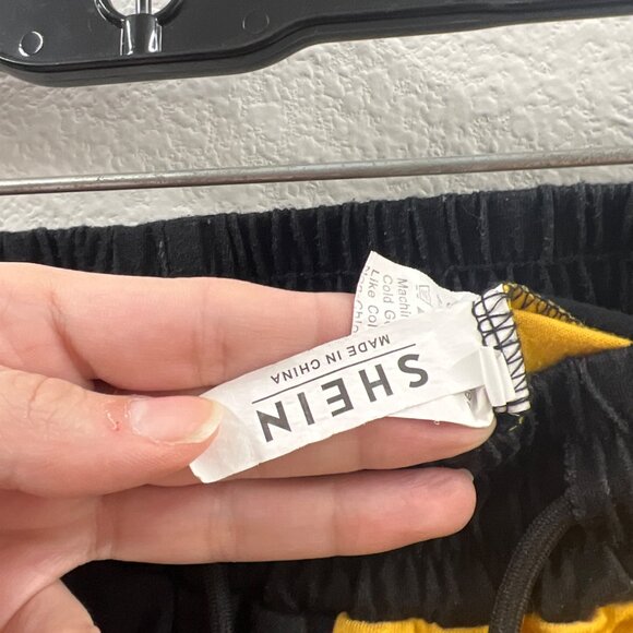 Two-Tone Black & Yellow Shein Shorts With "The World Is Yours" Text Elastic Wais - Picture 6 of 6